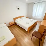 Appartement Robinson Artemis *