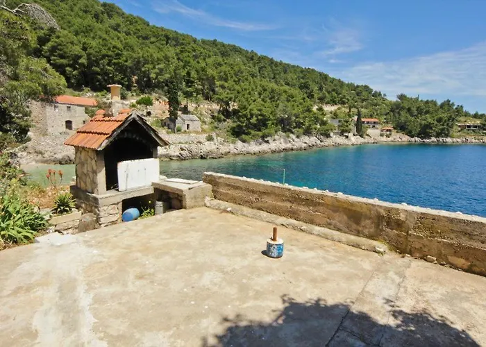 Apartament Robinson Artemis *