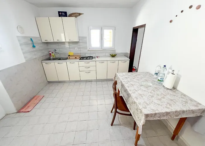 Apartament Robinson Artemis